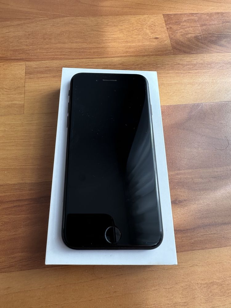 Apple Iphone SE Black 64gb, A2296, bdb stan