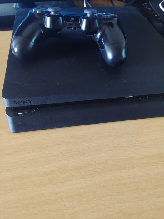 Play station 4 408,5 GB CD+DIGITAL