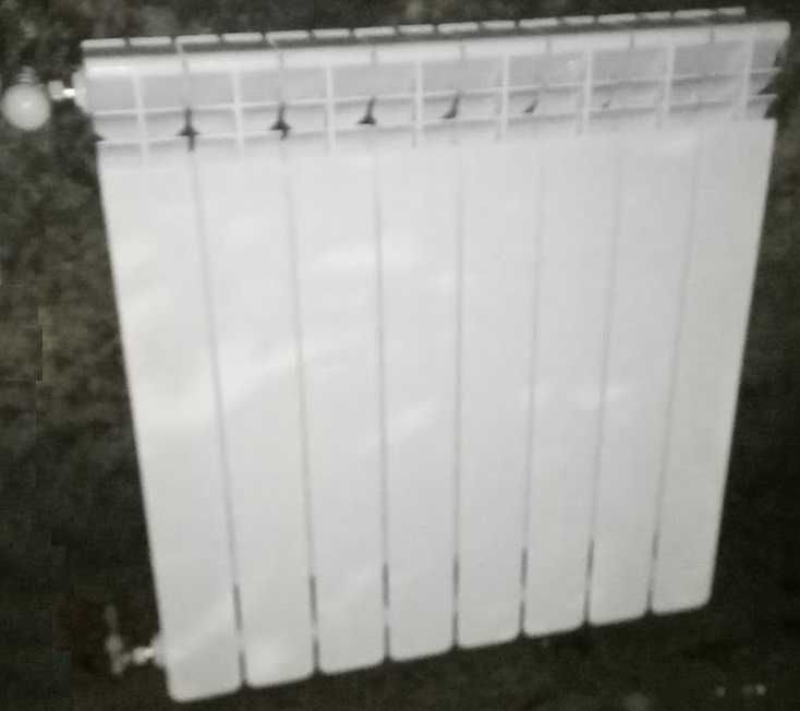 Radiador de Aquecimento 640 x 690 mm