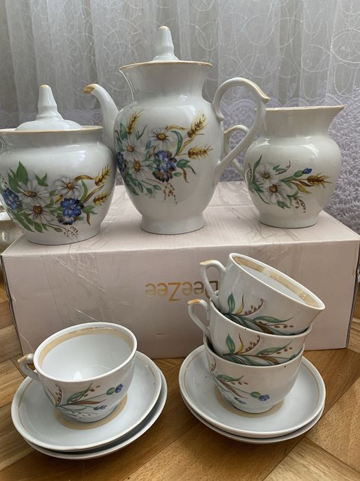 Все чайники и сахарницы по 50 гр