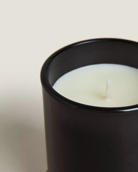 Ароматична свічка “Cedar Wood”, Zara Home (150 г)