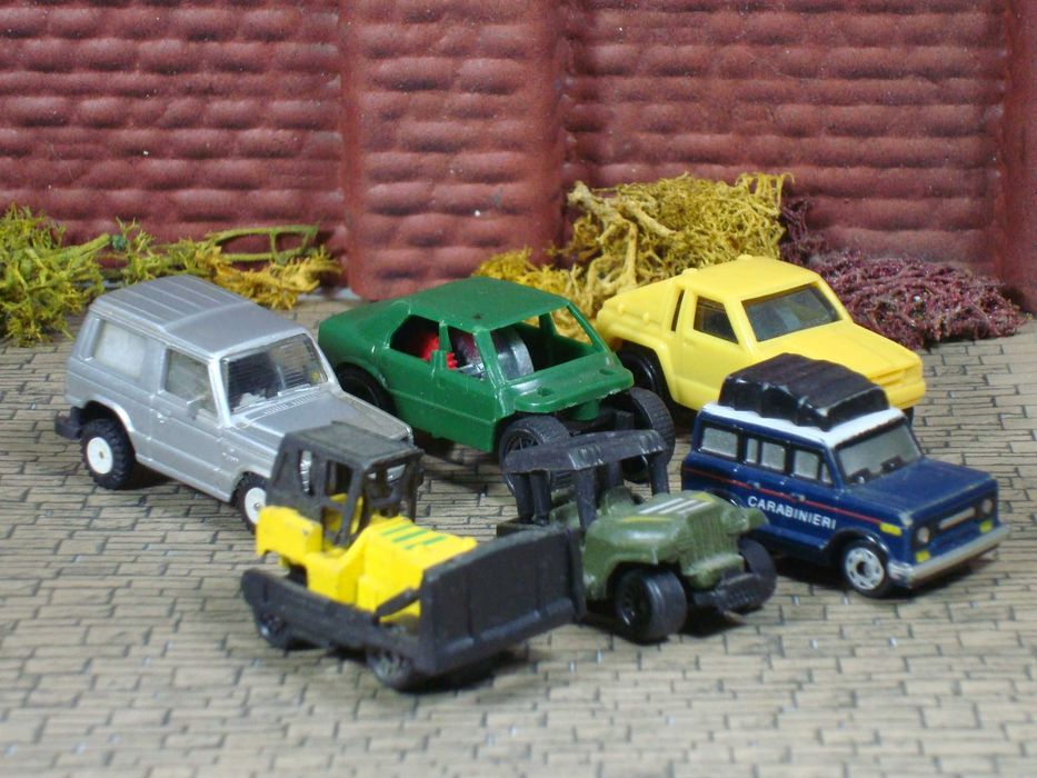 Lote 6 Veículos para peças ou restauro / Varias escalas / Usado