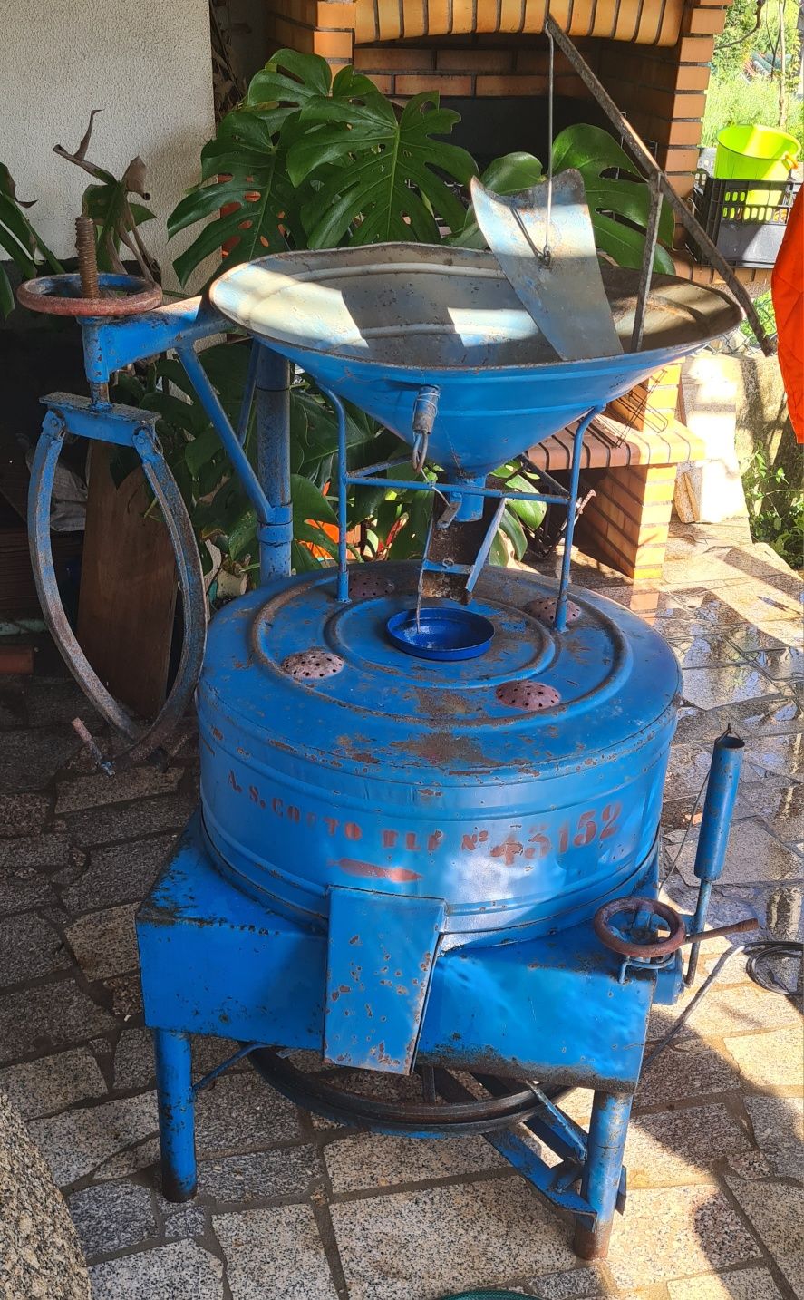 Moinho pedra elétrico monofasico