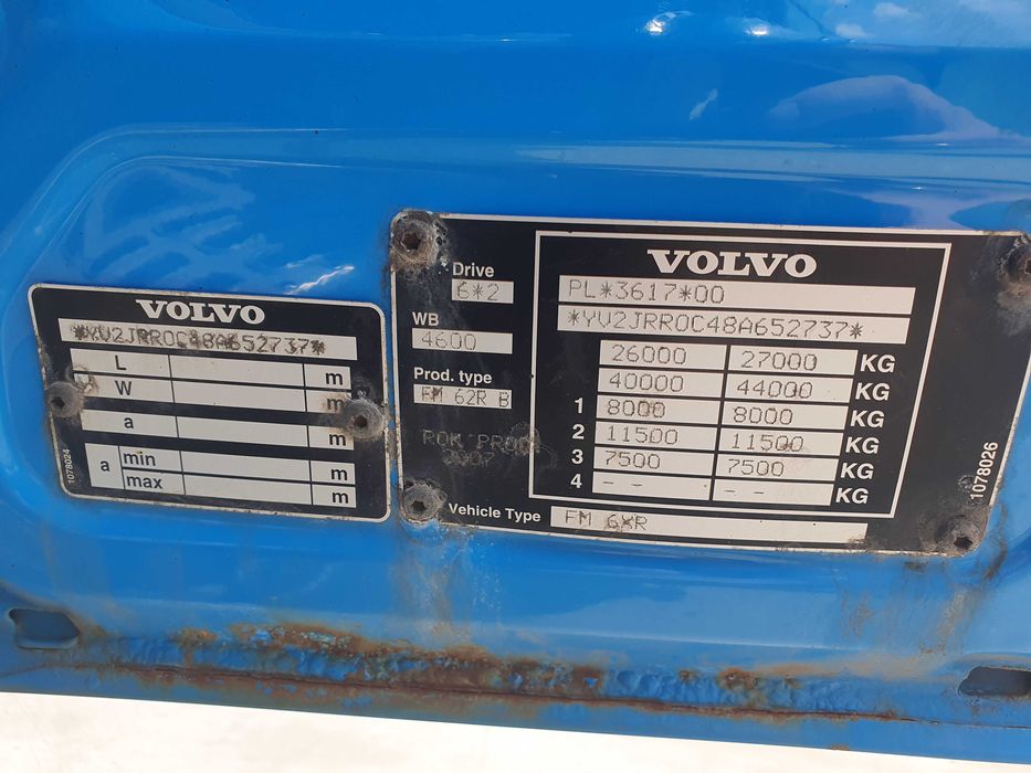 Volvo fm 6x2 hakowiec z regulacją wysokości haka