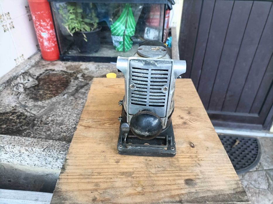 Lixadora profissional RUPES usada