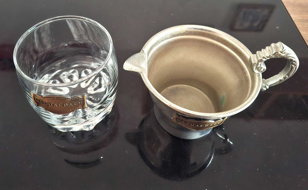 Jarro banho prata e copo whisky Usquaebach, raros