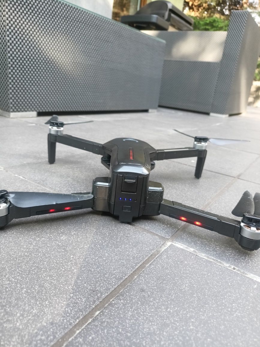 Dron beast pro SG 906