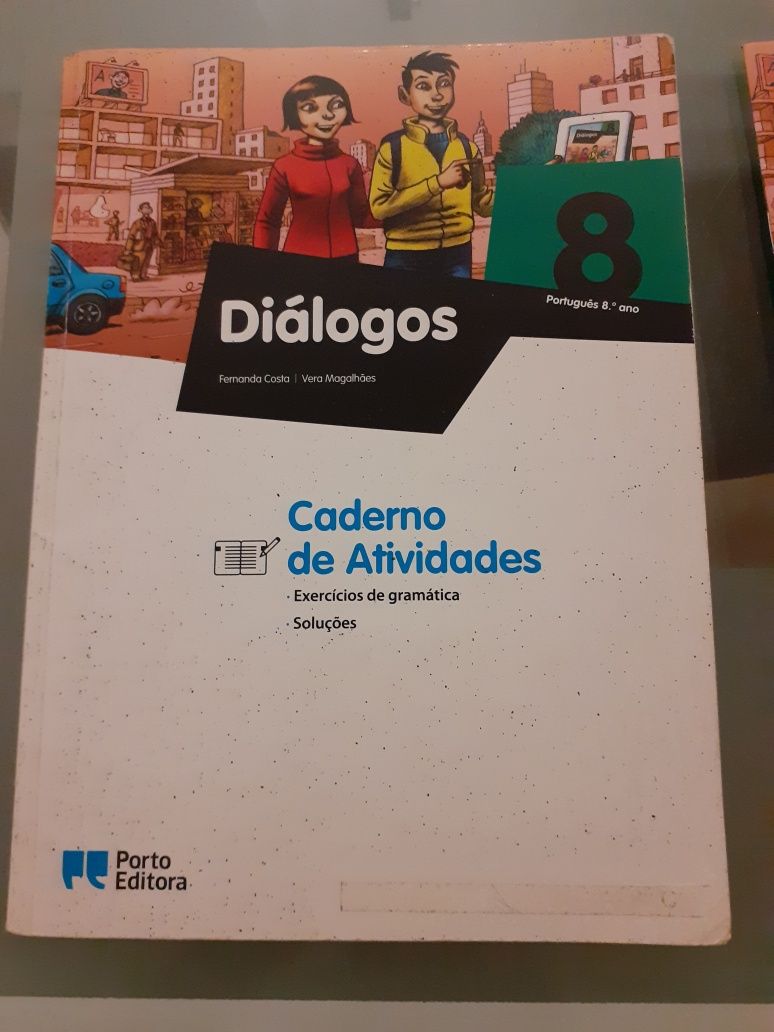 Livro exercícios português 8°ano Diálogos