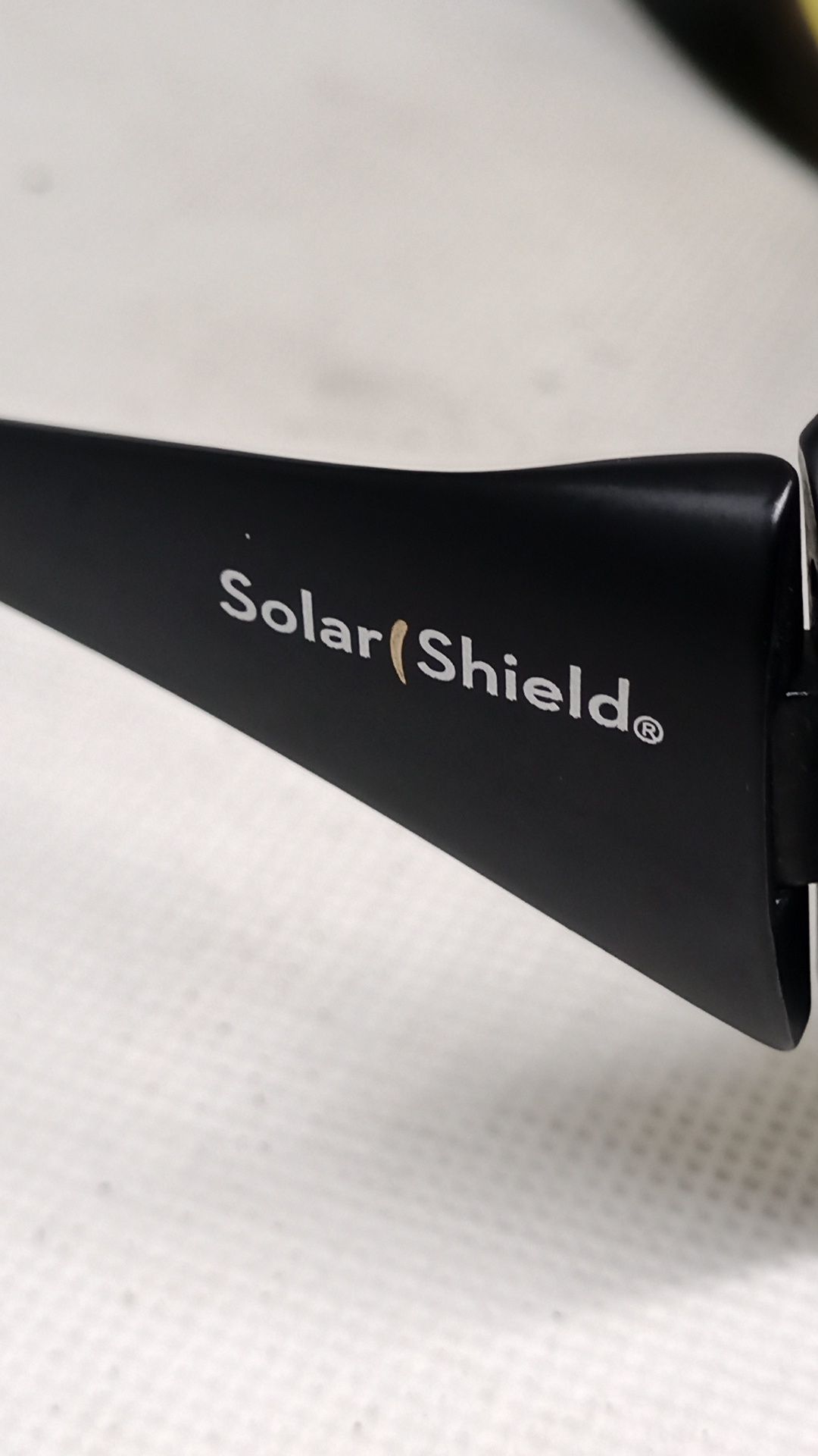 Oculos de sol Solar Shields - usado por cima dos óculos graduados