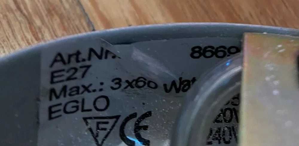 Nowoczesna lampa sufitowa wisząca żyrandol z 3 kloszami Eglo