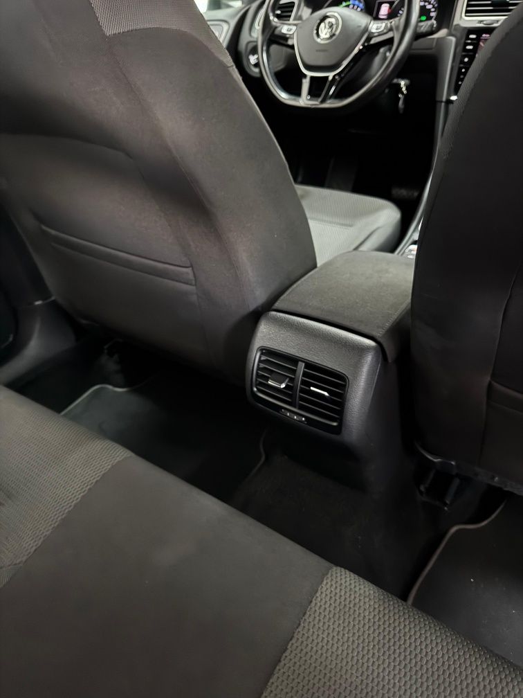 E- Golf 100% Elétrico