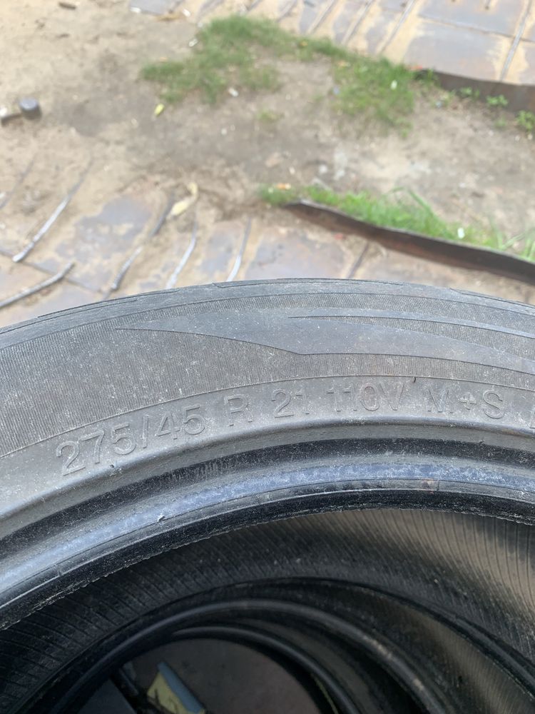 Продам резину Vredestein 275/45 r21