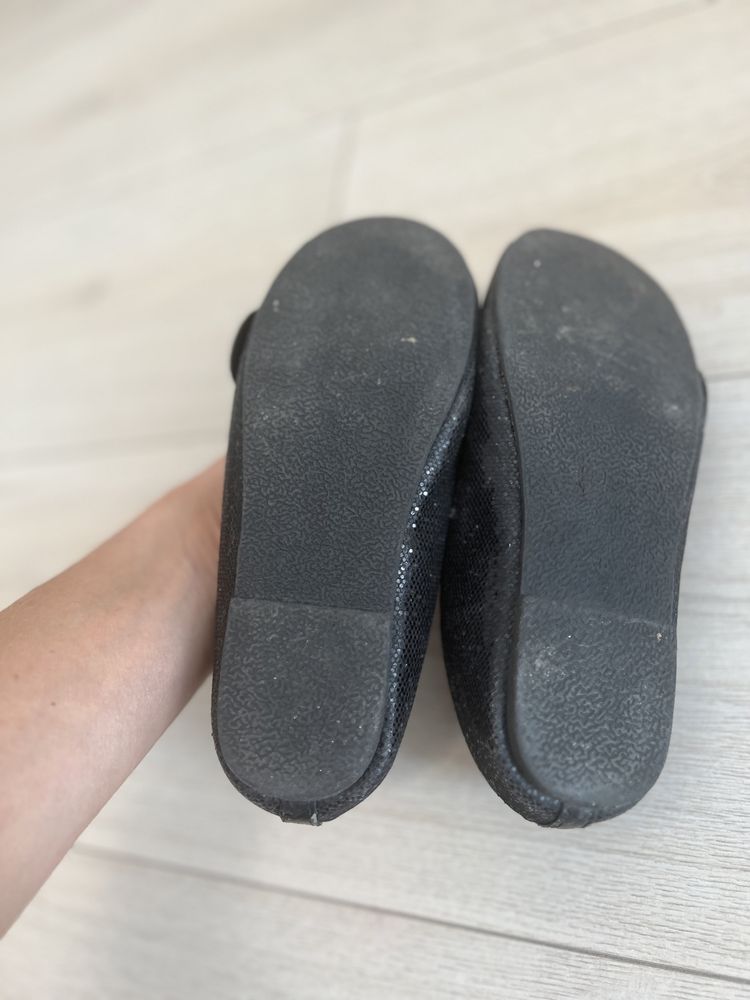 Туфлі чорні розмір 31