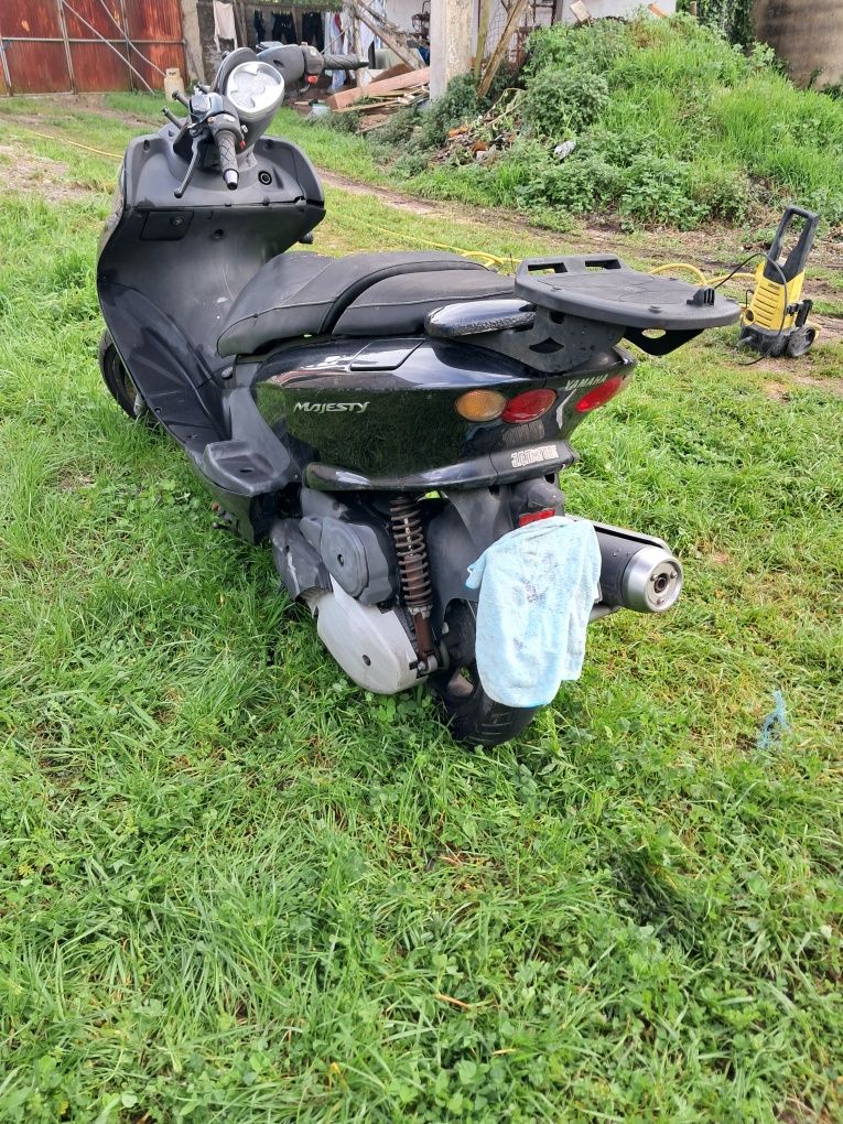 Yamaha majesty 125