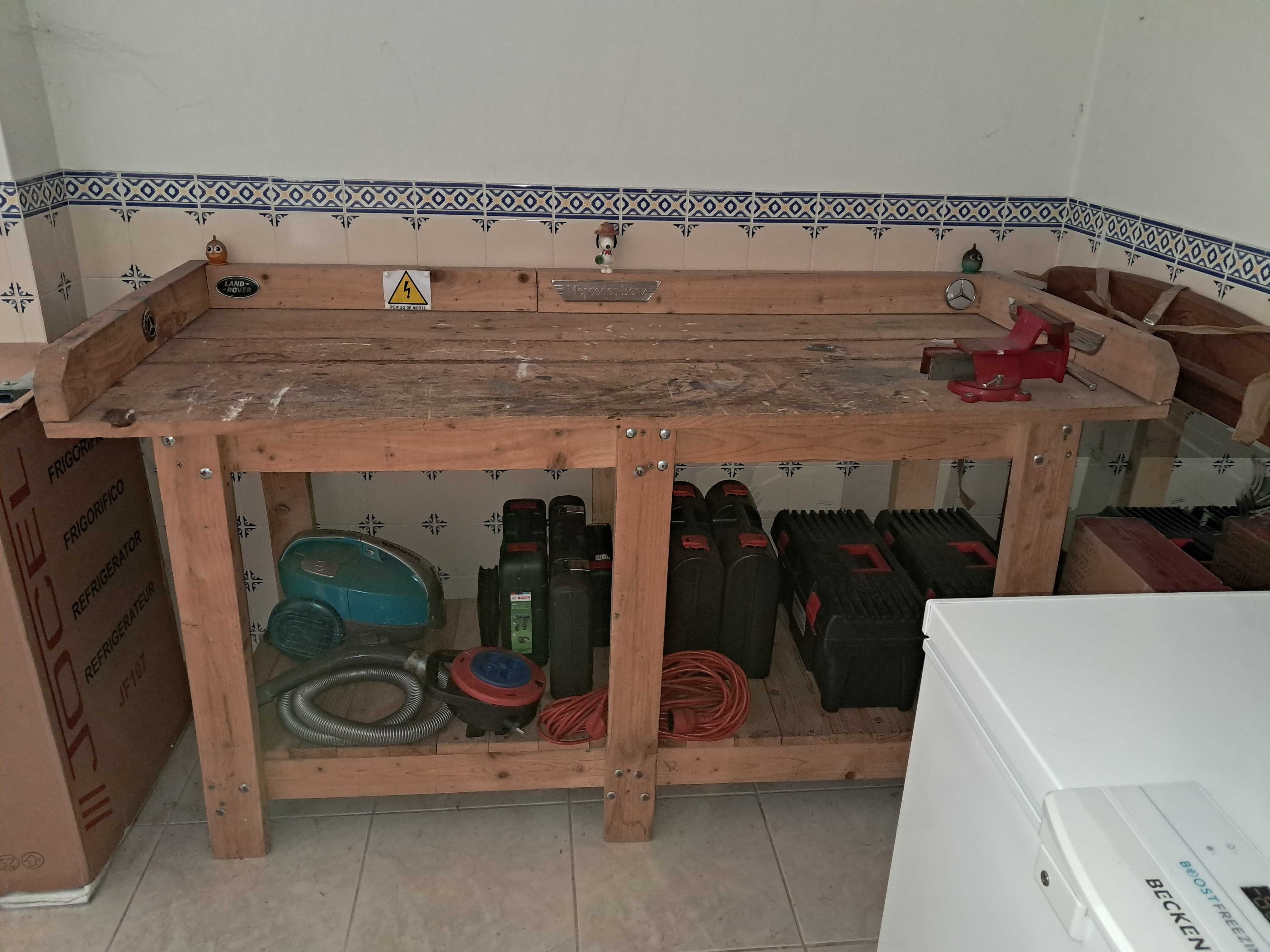 Bancada de Trabalho com torno
