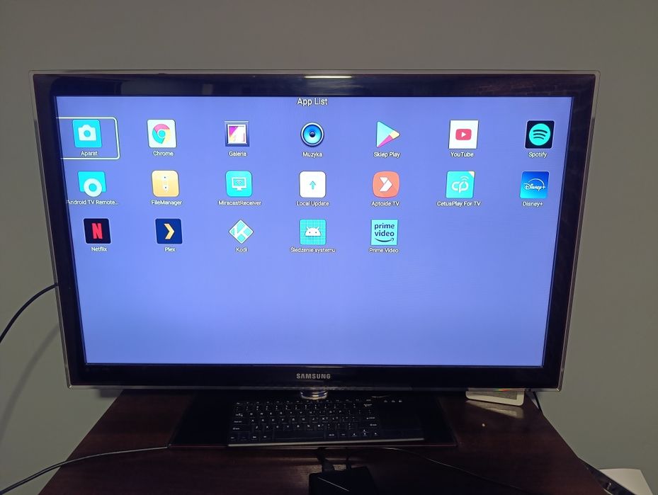 Android box do telewizora TV98 ATV PRO Android 14 4 core bt 8k