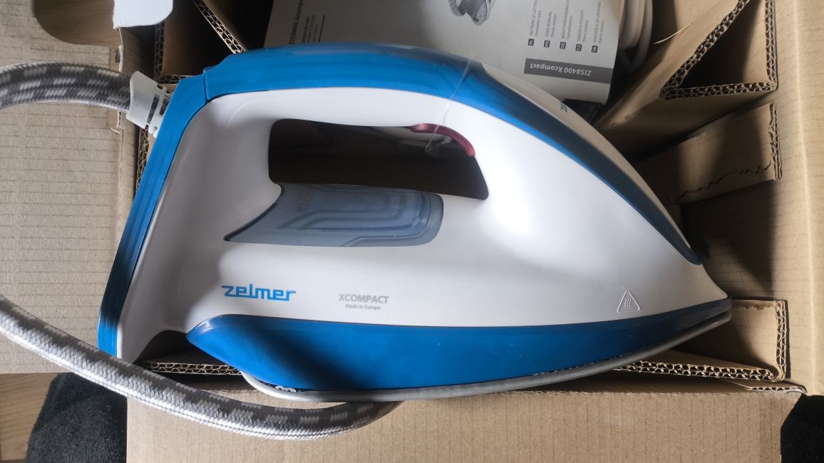 Generator pary żelazko Zelmer ZIS8400 Xcompact