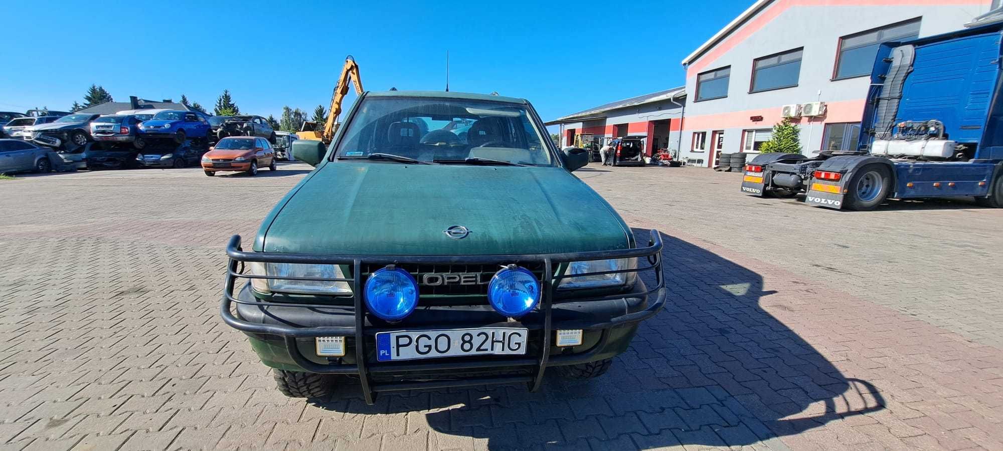 Opel Frontera 2.4