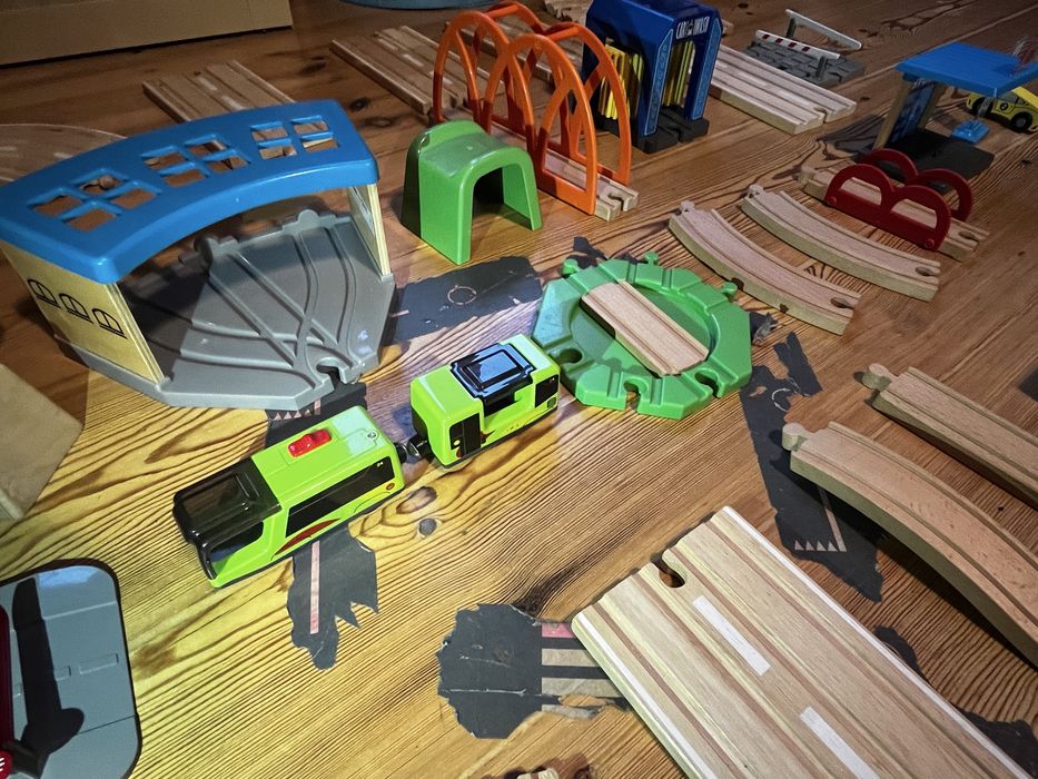 Tory drewniane IKEA i inne – okolo 160 elementów