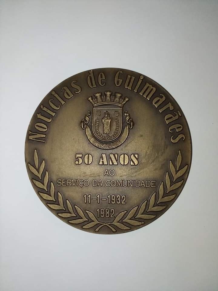 Medalha - 50º Aniversario Notícias de Guimarães