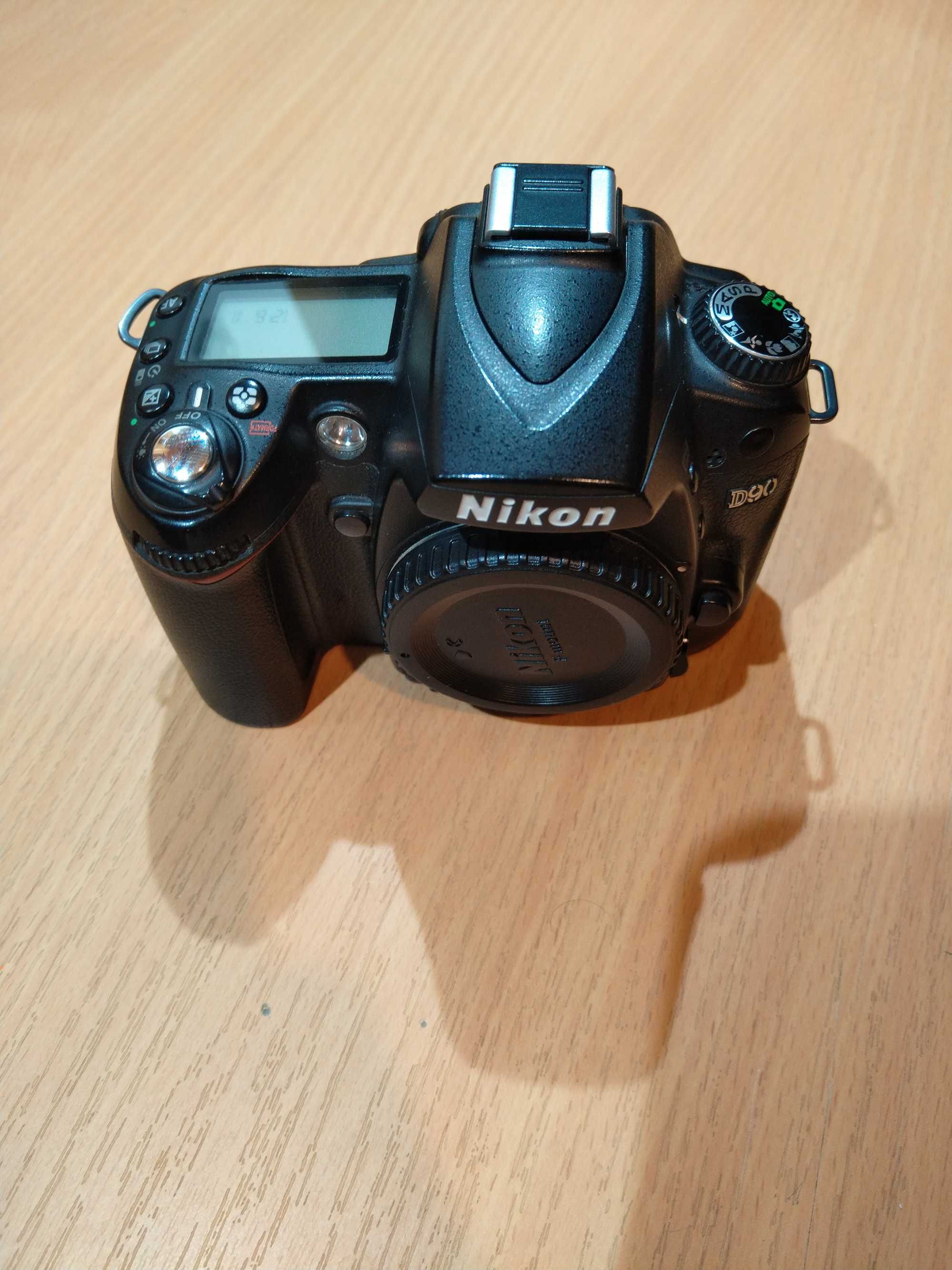Aparat Nikon D90 Body + akcesoria!