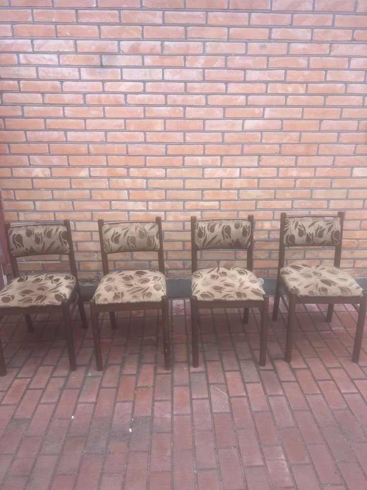 Продам  стільці