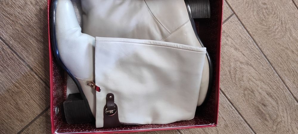 Чоботи шкіряні, чоботи жіночі