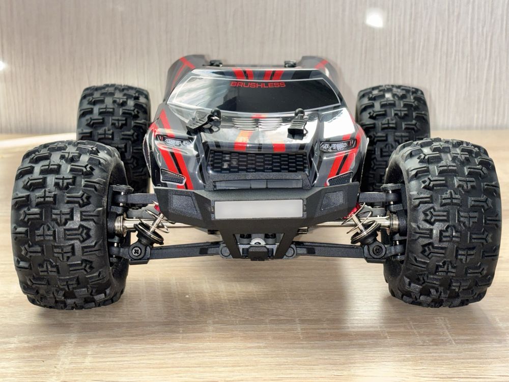 Радіокерована машинка RC MJX Hyper Go 16210 з 3s акумулятором.