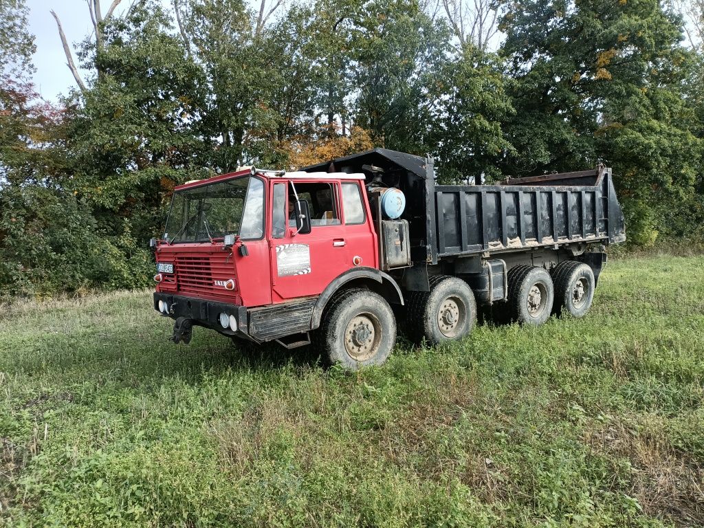 Tatra 813 KOLOS  wywrotka 8x8