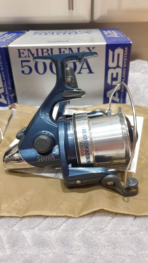 Kołowrotek Karpiowy Daiwa Emblem X 5000A trzy sztuki