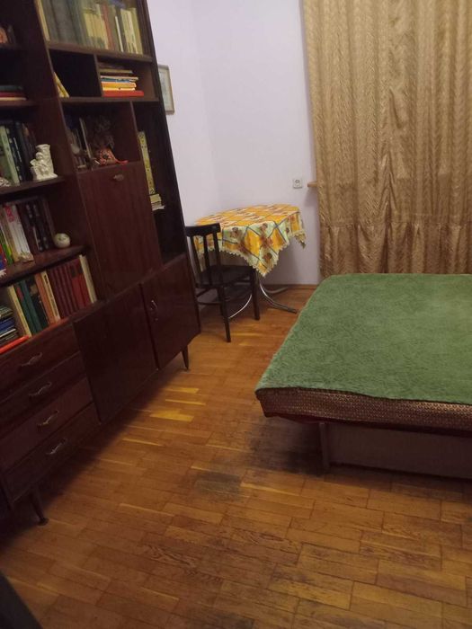 комната для 1 хлопця.1дівчини,жіночки.Поліська 6.метро Червоний хутор