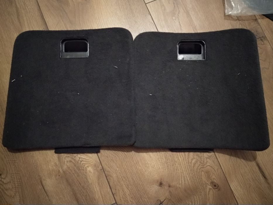 Boczek klapka bagażnika audi A4 B5 avant