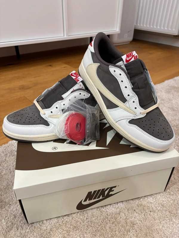 Jordan 1 Retro Low OG SP Travis Scott Reverse Mocha R.41