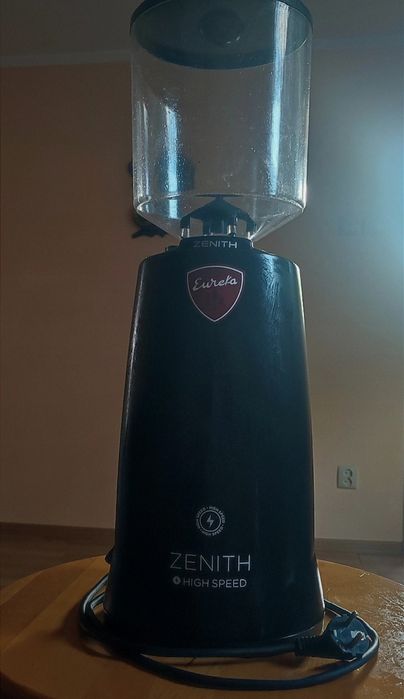 Profesjonalny młynek do kawy Eureka Olympus 75E