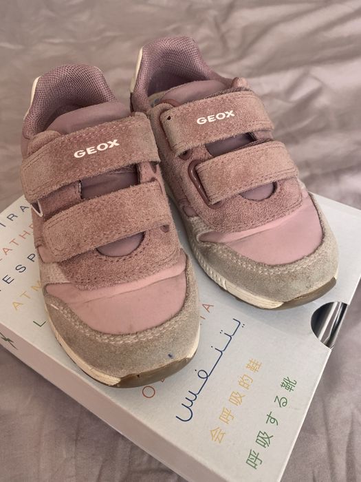 Продам дитячі кросівки Geox, 27 р.