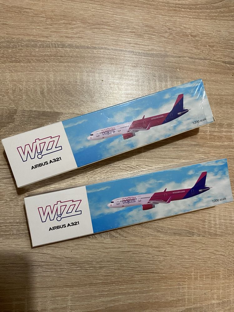 Model kolekcjonerski Wizz Airbus A321 Polecam