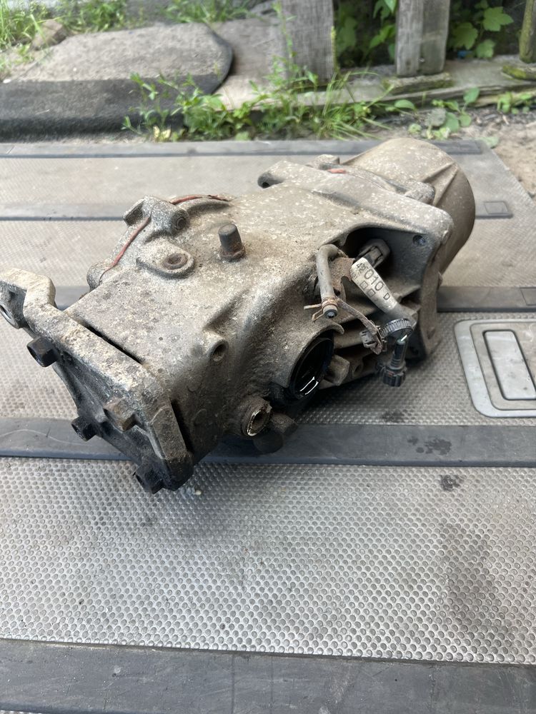 Редуктор заднего моста 4111052010 муфта Toyota RAV-4 2008-2012