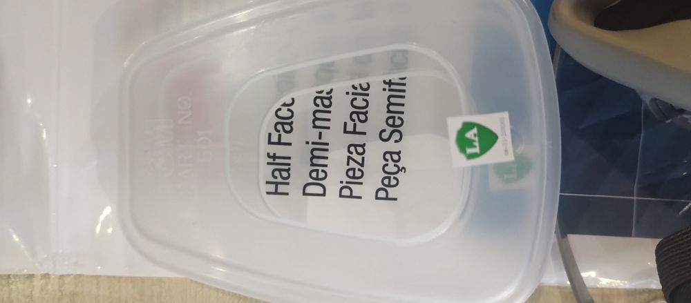 Напівмаска респіратор 3M Респіратор 3М 6200