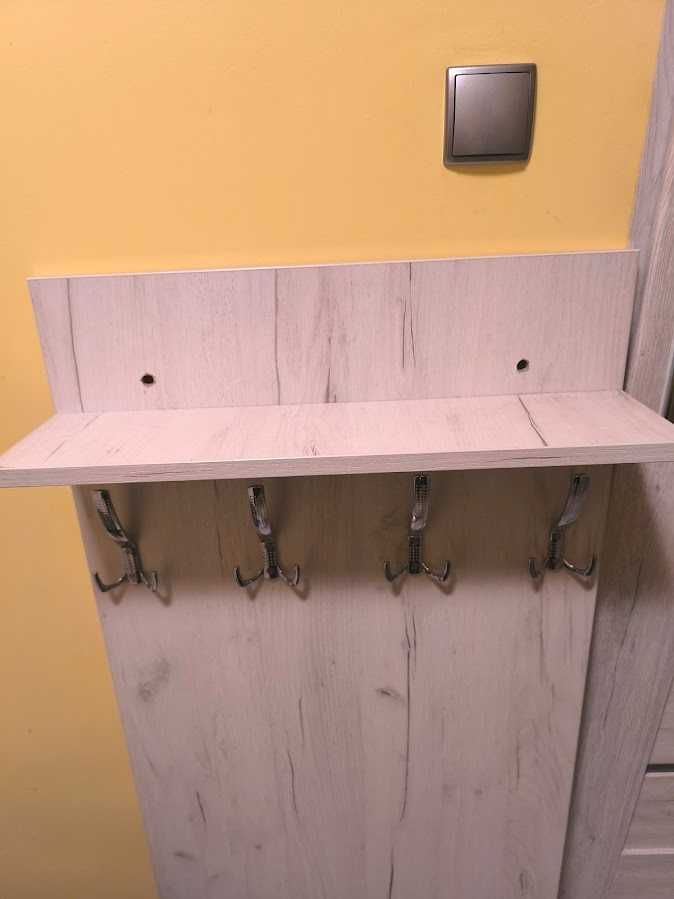 Wieszak na ubrania dąb craft biały 60cm