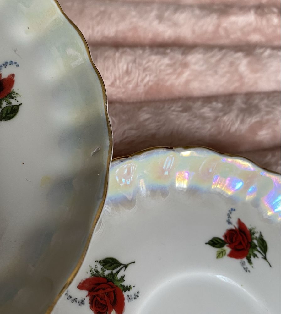 Продам сервиз с розами