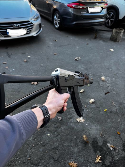 Професійний іграшковий автомат на орбізах АК-74U Орбіган