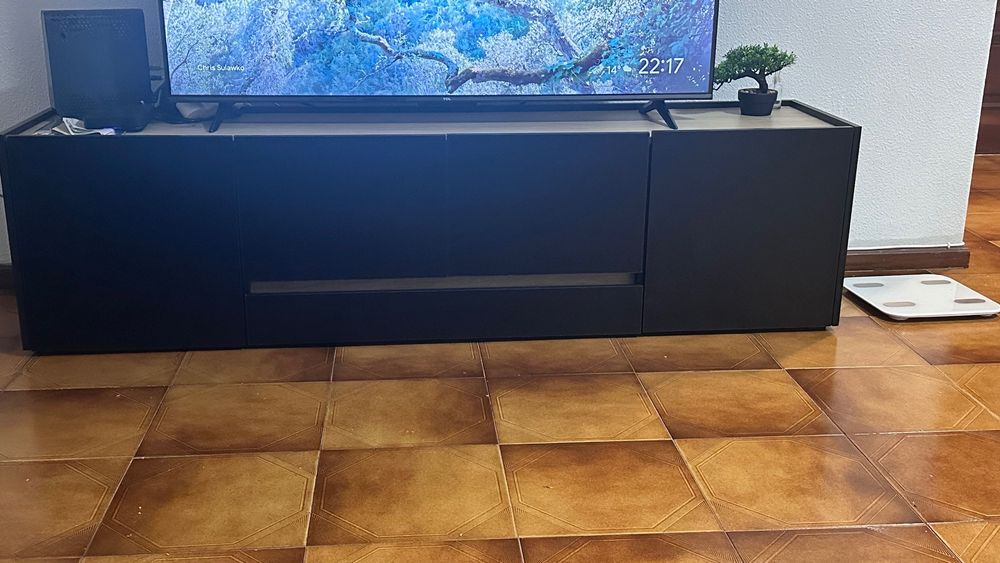 Móvel de Tv L180 x A48 x P40