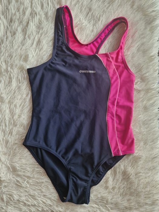 Świetny strój kąpielowy