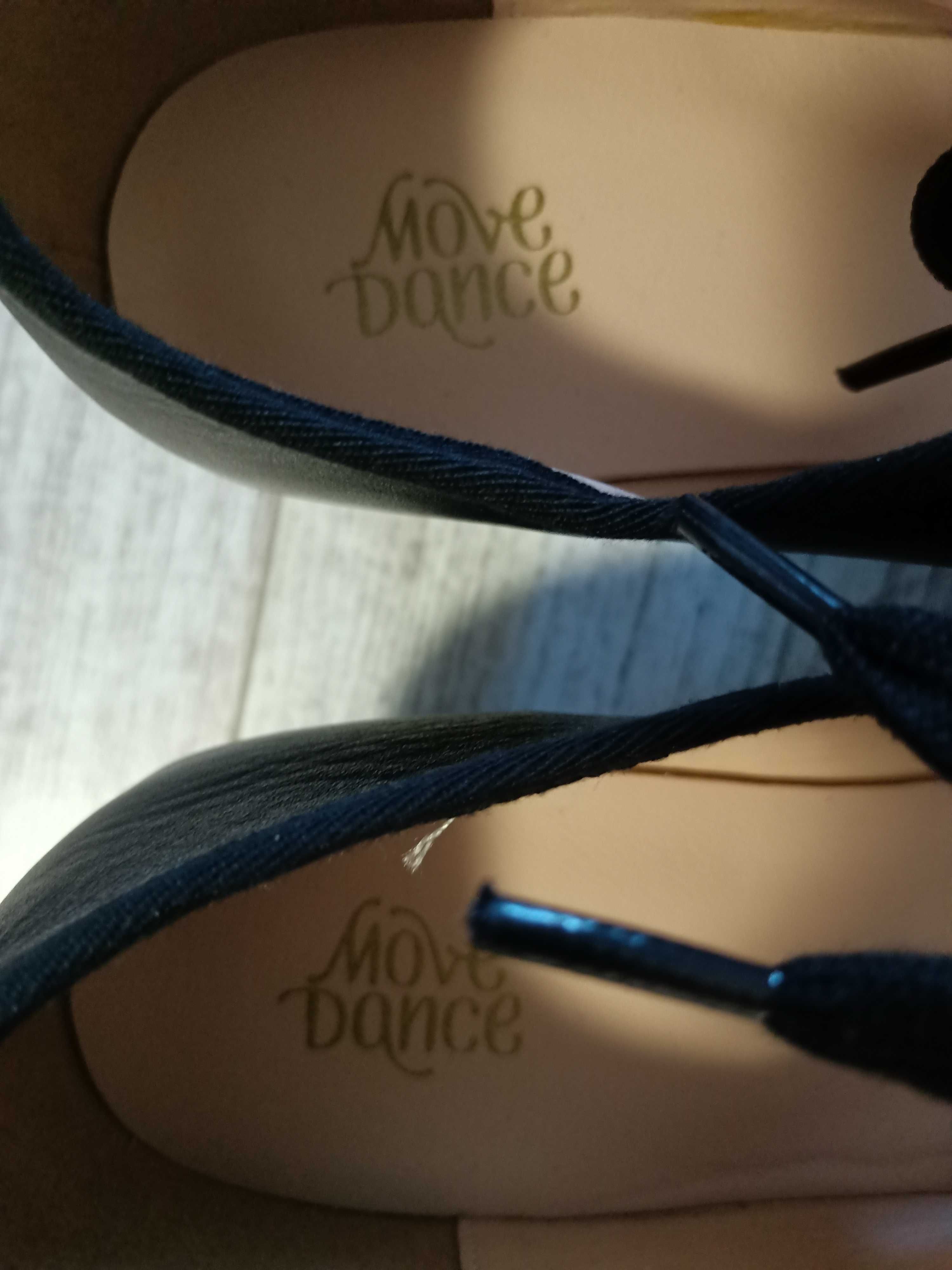 Взуття для танців