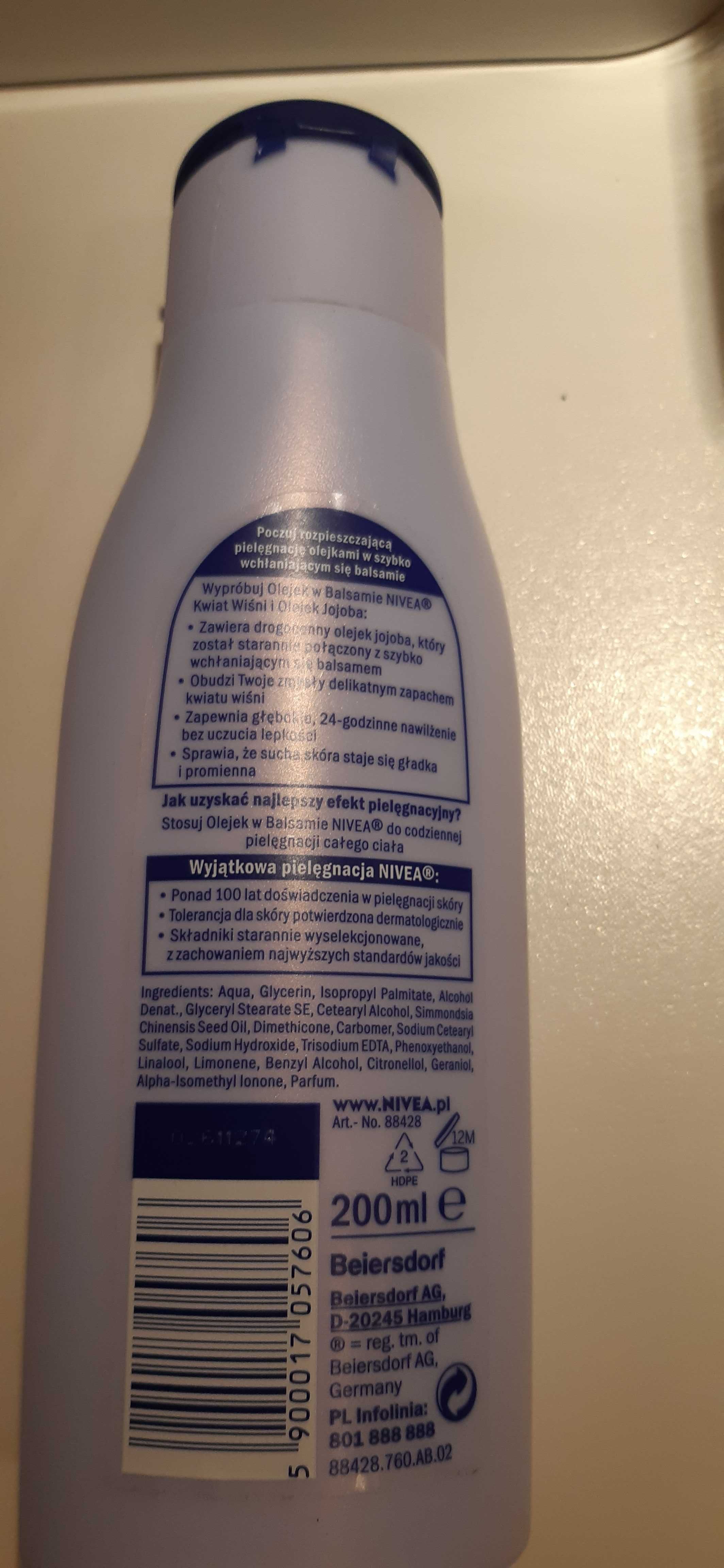 Olejek w balsamie Kwiat Wisni Nivea 200 ml