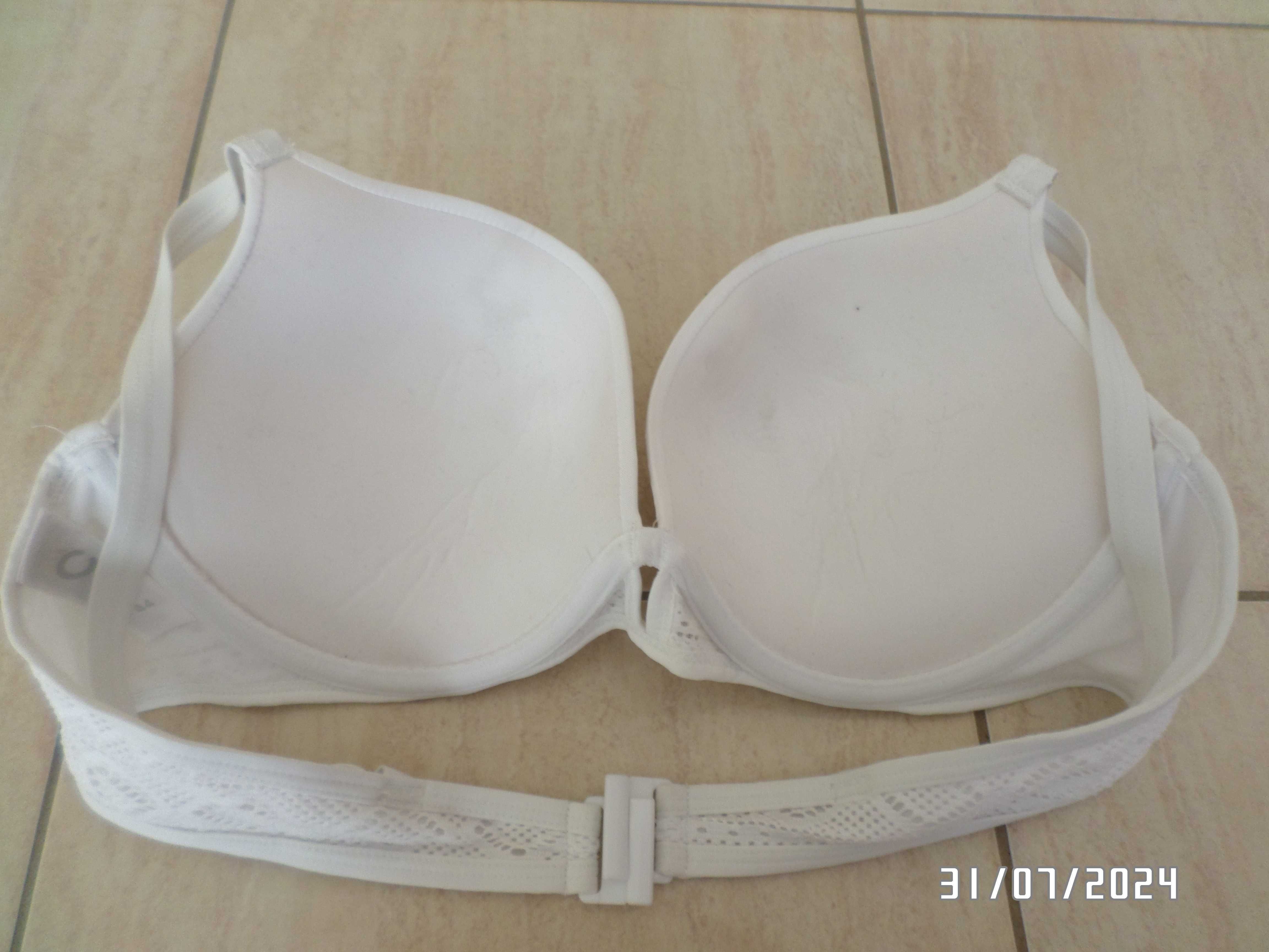 Firmowy biały nowy biustonosz-44C-PUSH UP-CUBUS
