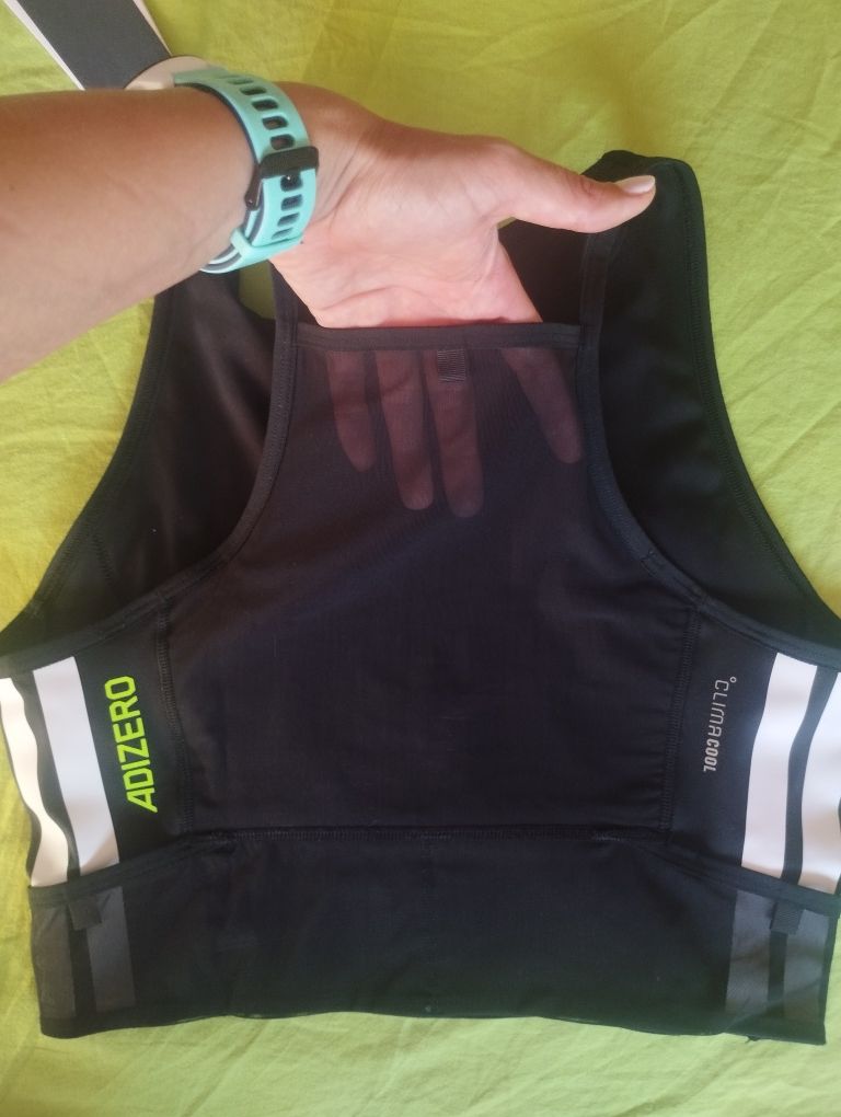 Top corrida Adidas Adizero