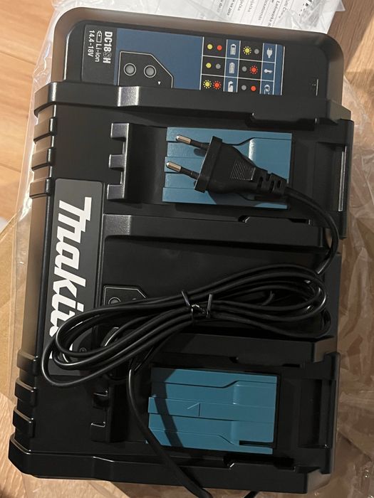 Dwuslotowa Ładowarka do Akumulatorów NOWA