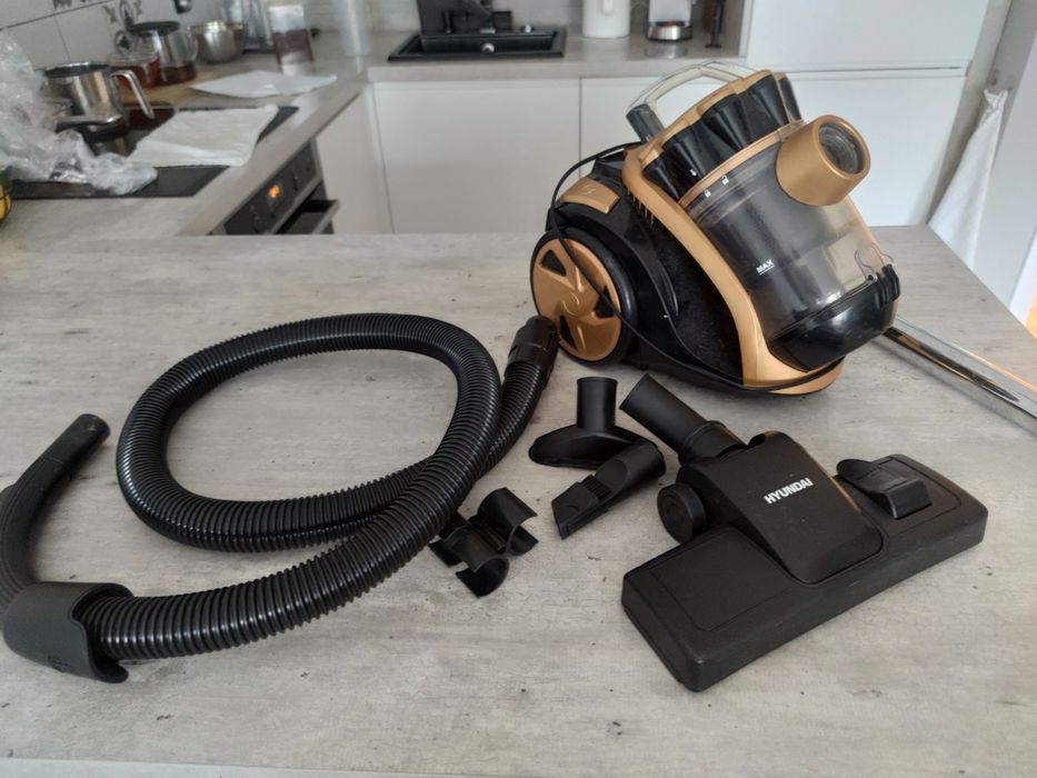 Odkurzacz HYUNDAI VC 014