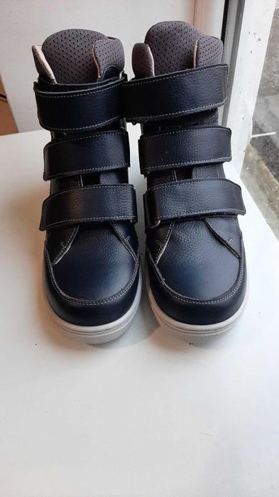 Шкіряні підліткові ботинки